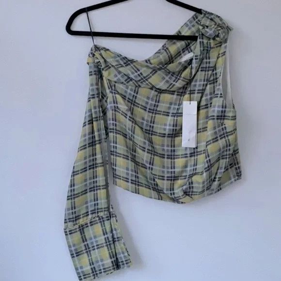 Hellessychecked one-shoulder blouse size 4 NWT